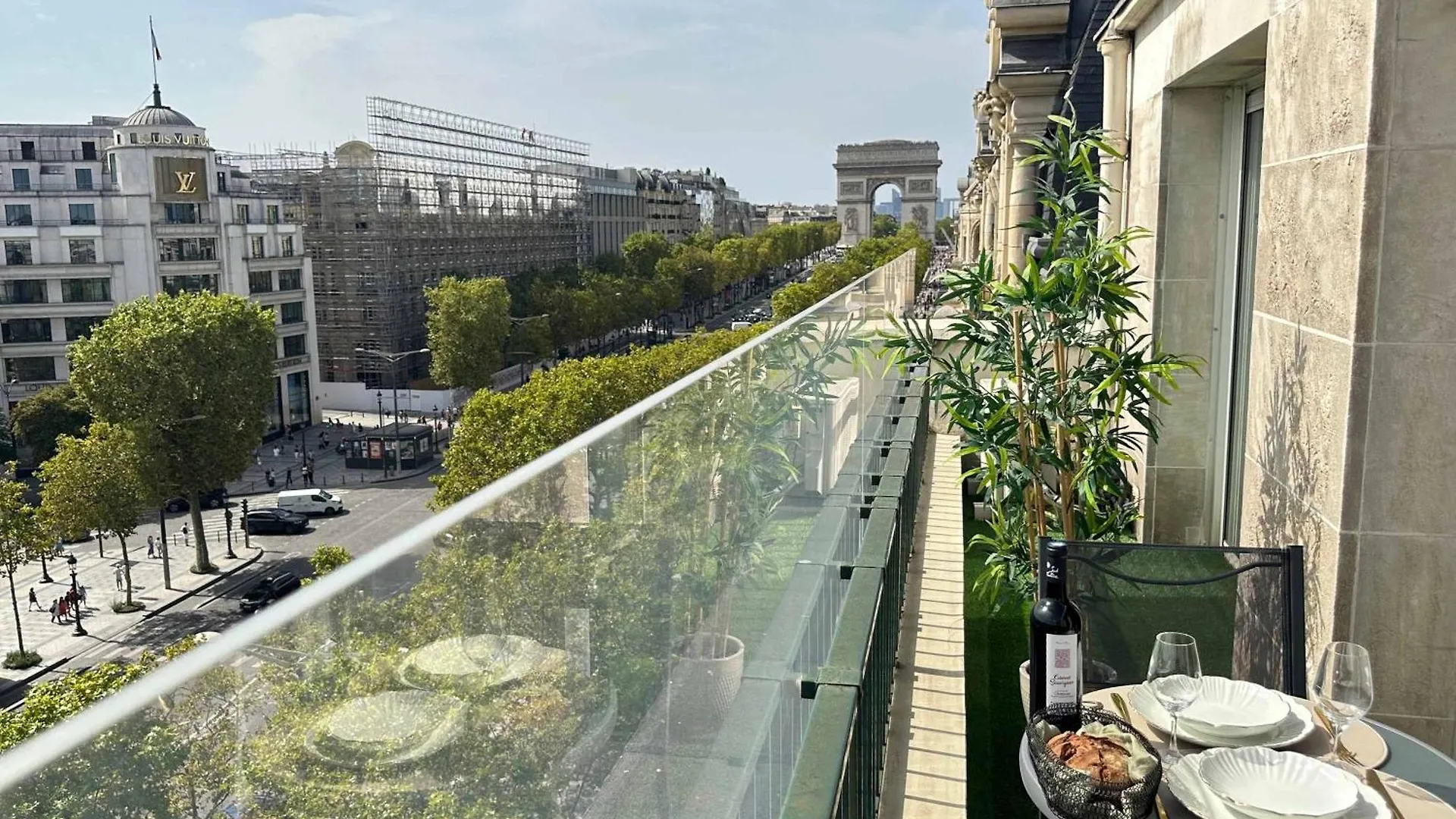 Champs - Elysees View Studio With Balcony - Ac For 3 Paris 0*,  Frankrig